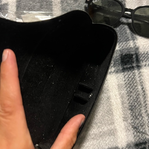 Ray-Bans - Picture 8 of 12